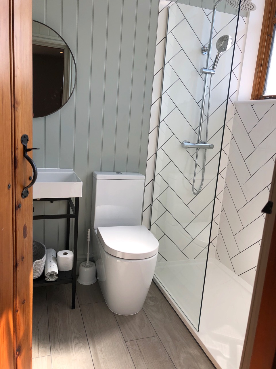 Cowbyre Ensuite